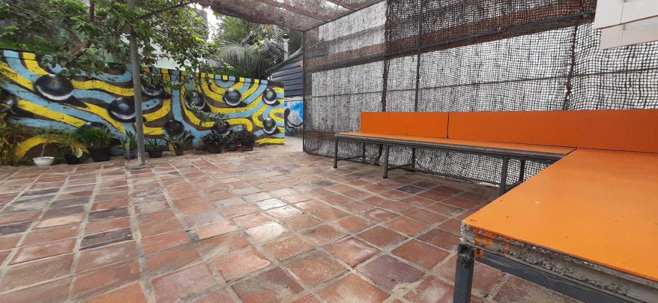 A Loft Hostel Alappuzha Ngoại thất bức ảnh